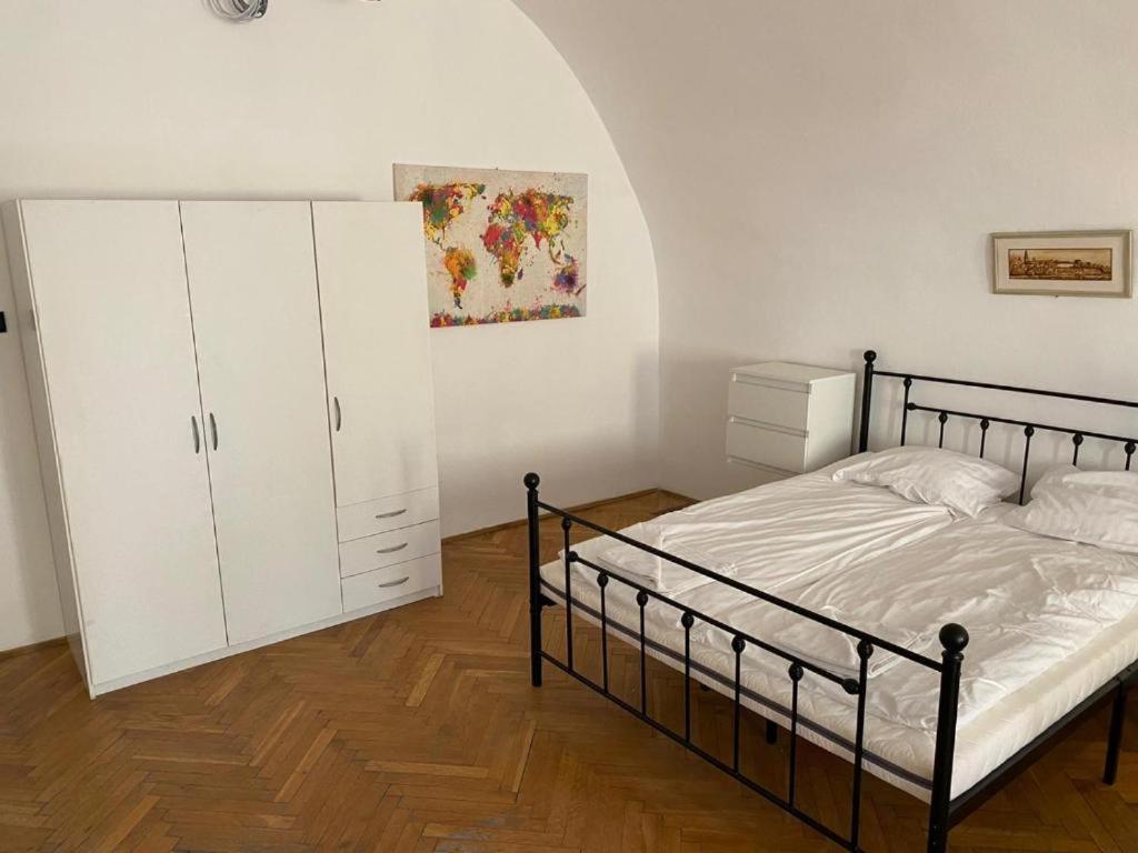 Apartament Main Square 18 View 2 *
